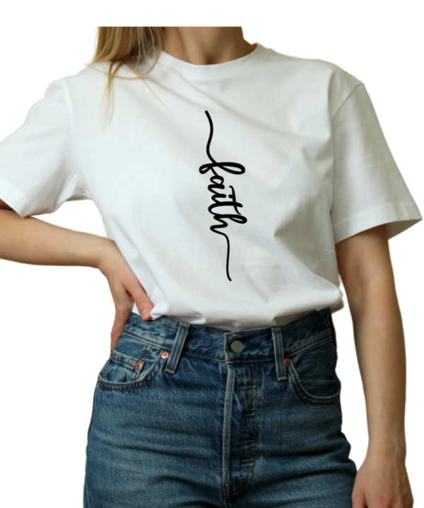 Camiseta con Mensajes "faith" by JCC